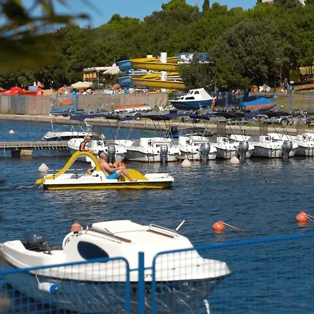 Tatil parkı Easyatent Mobile Zelena Laguna *