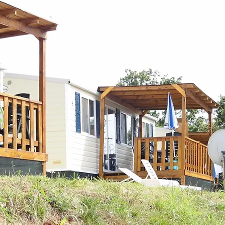 Tatil parkı Easyatent Mobile Zelena Laguna *