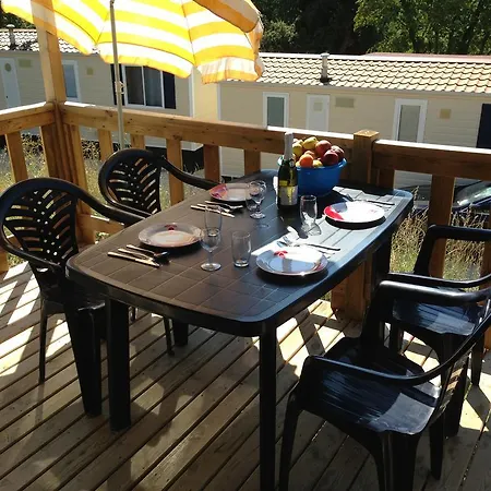 Tatil parkı Easyatent Mobile Zelena Laguna *
